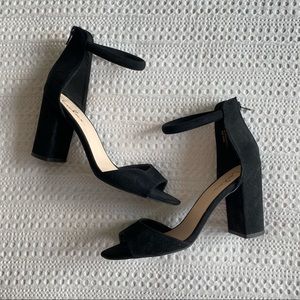 Lulu’s Black Block Heel